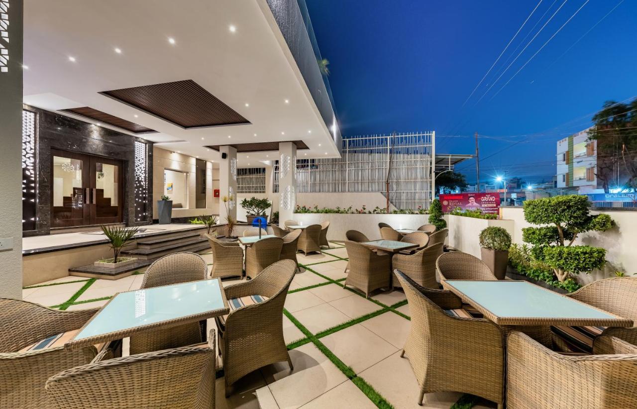 Grand Regal Hotel Chandoli Kültér fotó