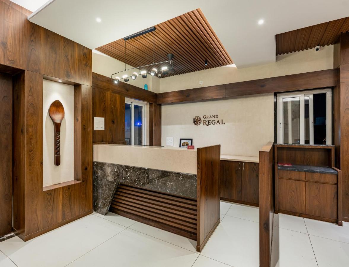 Grand Regal Hotel Chandoli Kültér fotó
